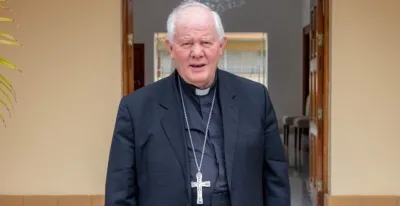 monsenor-antonio-santarsiero-rosa-se-aparta-de-su-cargo-ante-acusaciones-de-abuso-y-maltrato