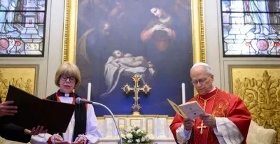 la-arzobispo-de-canterbury-aboga-por-la-unidad-en-su-encuentro-con-el-papa-leon-xiv