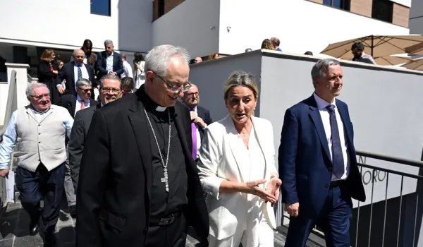 milagros-tolon-conoce-en-la-cee-la-labor-educativa-de-la-iglesia