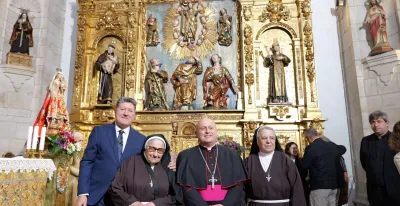 el-retablo-de-la-transfiguracion-regresa-a-su-ubicacion-original-en-a-coruna
