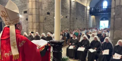 diez-jovenes-inician-su-camino-hacia-la-vida-consagrada-en-un-emotivo-acto-religioso