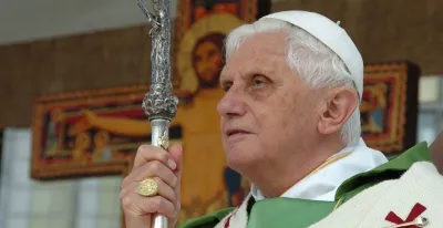 el-emotivo-recuerdo-de-teresa-sobre-su-encuentro-con-benedicto-xvi-en-valencia