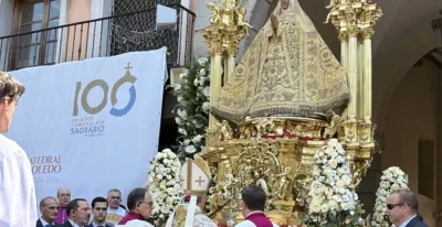 el-papa-otorga-el-lirio-de-plata-a-la-virgen-del-sagrario-en-toledo-por-su-centenario