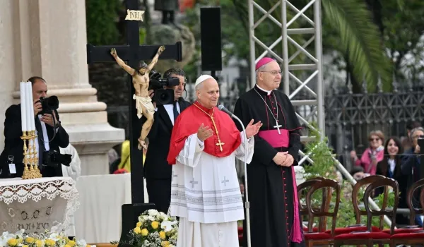 el-papa-leon-xiv-sorprendido-por-la-gran-acogida-en-su-visita-a-espana