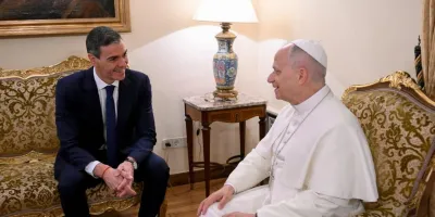el-papa-se-reune-con-pedro-sanchez-antes-de-su-encuentro-con-el-parlamento-espanol