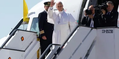 el-papa-leon-xiv-inicia-su-visita-a-barcelona-en-el-marco-de-su-4o-viaje-apostolico-a-espana