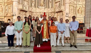 diez-adultos-son-confirmados-por-el-obispo-lardies-en-barbastro-tras-su-viaje-con-el-papa