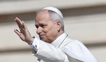el-papa-visita-cedia-y-comparte-un-almuerzo-con-usuarios-del-comedor-de-caritas