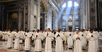 la-fraternidad-de-san-pedro-ordena-25-sacerdotes-igualando-el-record-de-alemania