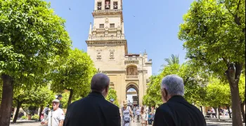 la-catedral-de-cordoba-acoge-la-fiesta-de-san-josemaria-con-centenar-de-fieles
