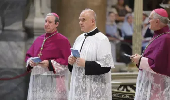 pagliarani-a-leon-xiv-deseamos-servir-a-la-iglesia-no-separarnos-de-roma