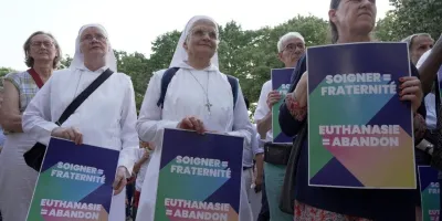 la-iglesia-de-francia-considera-recurrir-tras-la-aprobacion-de-la-ley-sobre-ayuda-a-morir