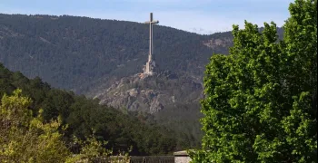 bendicion-abacial-de-fray-alfredo-maroto-en-el-valle-de-los-caidos-simboliza-reconciliacion