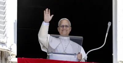 el-papa-leon-xiv-llama-a-la-paz-y-la-esperanza-en-su-angelus-del-9-de-agosto-de-2026