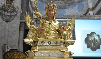 el-cardenal-parolin-destaca-la-caridad-como-respuesta-al-mal-en-misa-en-catania