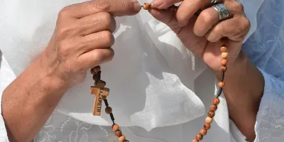 el-obispo-de-columbus-suprime-a-las-hijas-de-maria-tras-rechazo-del-vaticano