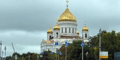 el-arzobispo-gallagher-se-reune-con-lideres-ortodoxos-en-la-catedral-de-moscu