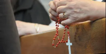 profanados-dos-sagrarios-en-la-parroquia-de-santa-margarita-maria-alacoque-en-madrid