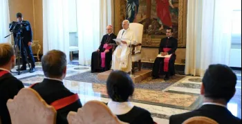 el-papa-leon-xiv-destaca-la-importancia-de-la-educacion-en-la-dignidad-humana