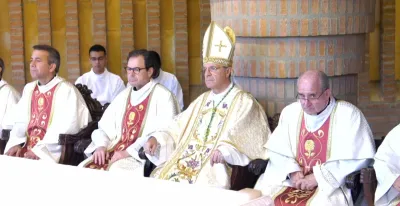 el-papa-bendice-a-torreciudad-y-cita-al-rector-del-opus-dei