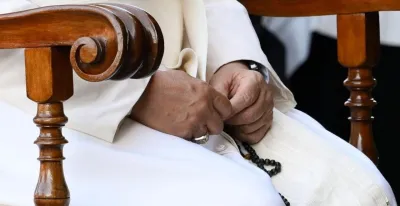 el-papa-leon-xiv-rezara-el-rosario-con-miles-de-ninos-en-el-vaticano-por-la-paz