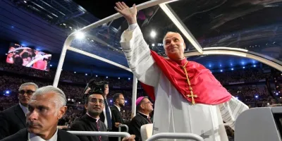 el-papa-a-los-jovenes-de-francia-el-bien-da-vida-nunca-la-quita