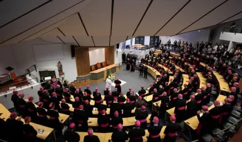 leon-xiv-insta-a-los-obispos-de-francia-a-ser-una-voz-valiente-en-el-debate-publico