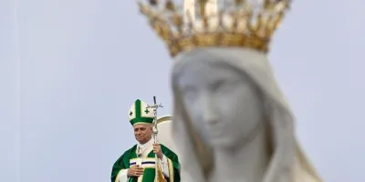 el-papa-leon-xiv-convoca-a-rezar-el-rosario-por-la-paz-en-el-mundo-durante-octubre