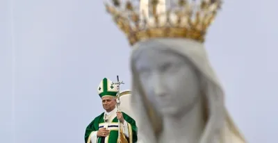 el-papa-leon-xiv-convoca-a-rezar-el-rosario-por-la-paz-en-el-mundo-durante-octubre