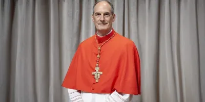 el-cardenal-bustillo-llama-a-los-catolicos-a-mantener-viva-la-memoria-del-papa-leon-xiv