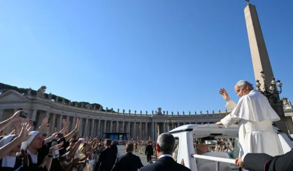 el-papa-leon-xiv-destaca-la-revitalizacion-de-la-fe-tras-su-viaje-apostolico-a-francia