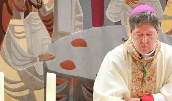 el-obispo-mutsaerts-aconseja-a-los-fieles-optar-por-la-misa-tradicional-en-latin