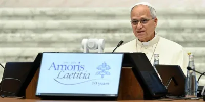el-papa-leon-xiv-inaugura-conferencia-por-el-decimo-aniversario-de-amoris-laetitia-en-roma