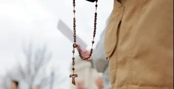 los-jesuitas-rechazan-a-un-aspirante-por-criticar-la-agenda-lgbt-del-padre-martin