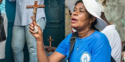 cientos-de-iglesias-y-monumentos-se-teniran-de-rojo-en-2026-por-los-cristianos-perseguidos