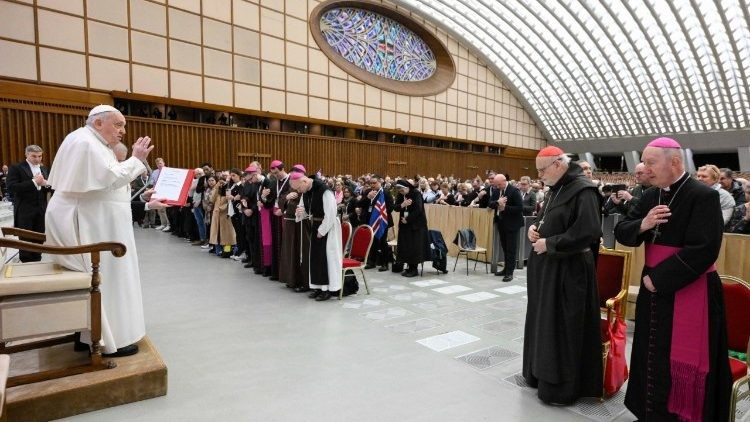 El Papa Francisco insta a los fieles nórdicos a promover el diálogo interreligioso y la solidaridad con los migrantes