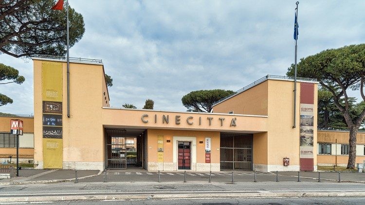 Jubileo de la Cultura en Roma: Eventos, Exposiciones y Visita del Papa a Cinecittà
