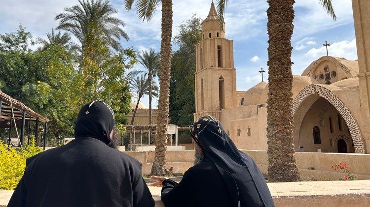 Egipto: Un Punto de Estabilidad en el Oriente Próximo, Según el Nuncio Apostólico