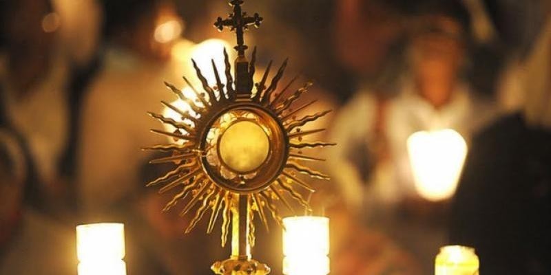 Segundo Encuentro de la Adoración Nocturna Española en la Basílica de la Concepción: Un Evento para Profundizar la Fe
