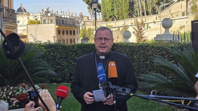 Preocupación de Bätzing por el apoyo al AfD: El extremismo y el cristianismo son incompatibles