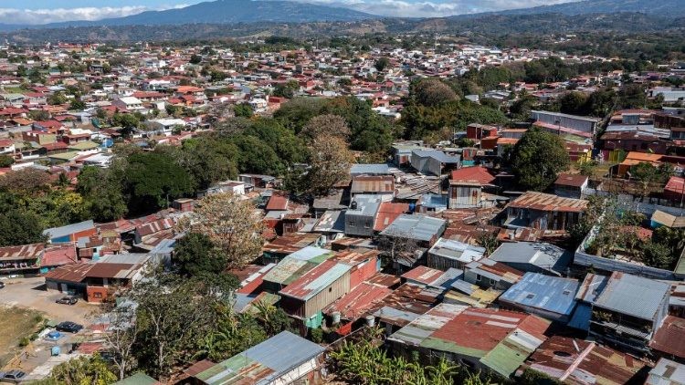 El Vaticano y la Universidad de Columbia unen fuerzas para abordar los desafíos de la deuda soberana global