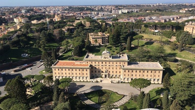 El Papa Francisco nombra a Emilio Nappa y Giuseppe Puglisi-Alibrandi secretarios generales del Vaticano