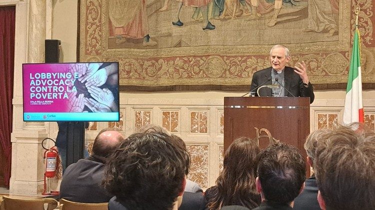 El cardenal Zuppi aboga por el diálogo intersectorial contra la pobreza en Italia: un problema que afecta a 5 millones