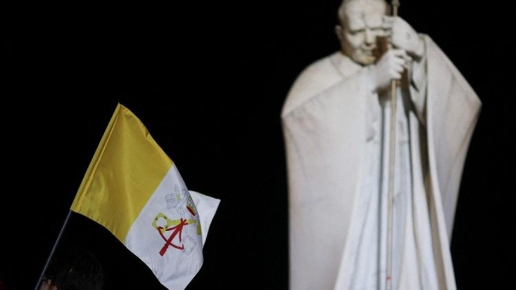 El Papa Francisco: deterioro respiratorio tras ataque de broncoespasmo y respuesta positiva a la ventilación mecánica