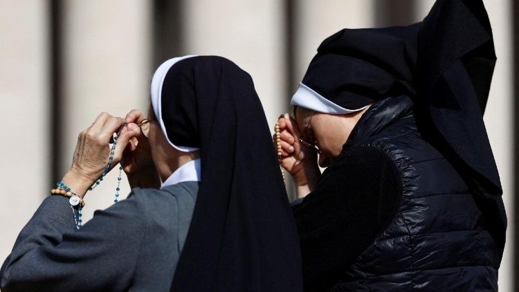 El Papa Francisco en su convalecencia: llama a la paz mundial y tilda la guerra de absurda