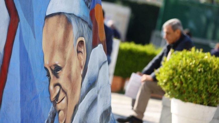 Estado de salud del Papa Francisco: estable y sin fiebre, según el último boletín médico
