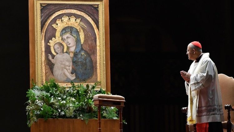 Rezo del Rosario por la salud del Papa Francisco: Mendonça llama a la solidaridad y empatía