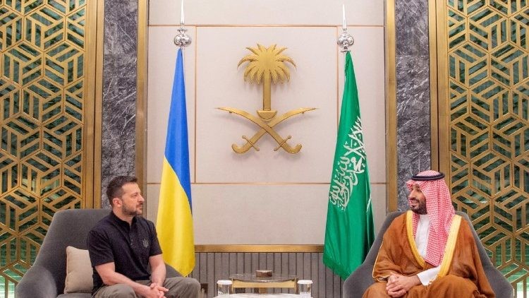 Zelenski busca retomar el diálogo con EE. UU. en Arabia Saudita tras la polémica con Elon Musk