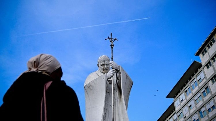El Papa Francisco saludará a los fieles este domingo desde el Policlínico Gemelli