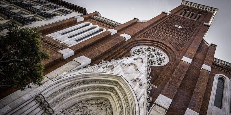 La parroquia de Santa Cruz se une a la iniciativa '24 horas para el Señor' en el marco del Jubileo 2025